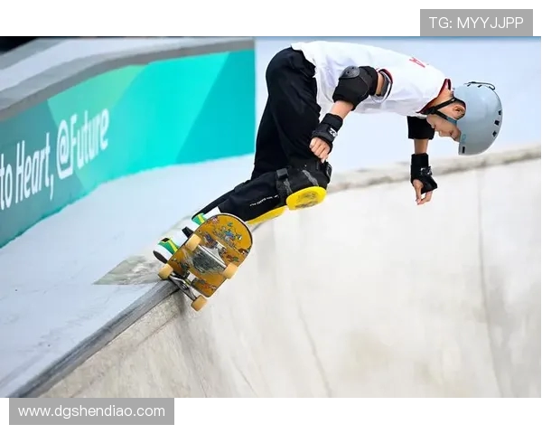 重庆滑板队荣登实力排行榜榜首引领全国滑板运动新风潮 重庆滑板队荣登实力排行榜榜首引领全国滑板运动新风潮