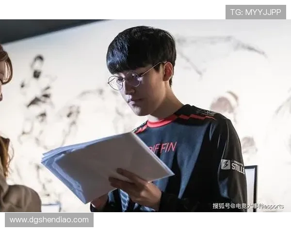 ViperADC崛起之路：从电竞新星到全球ADC顶尖选手的成长历程