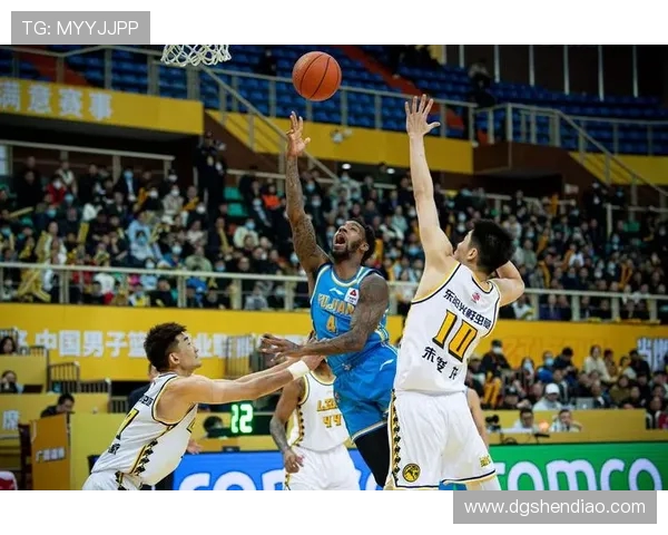 2014年CBA季后赛北京队对阵福建队精彩回顾与赛后分析